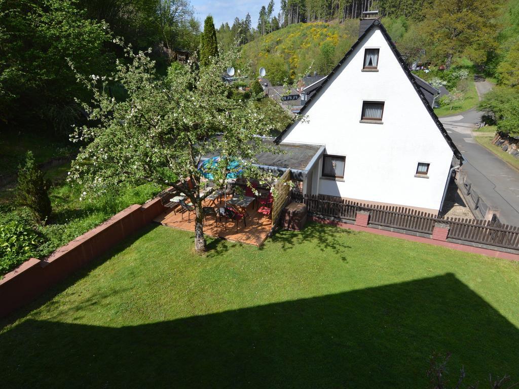 Holiday Home With Garden In Hellenthal Eifel Ngoại thất bức ảnh