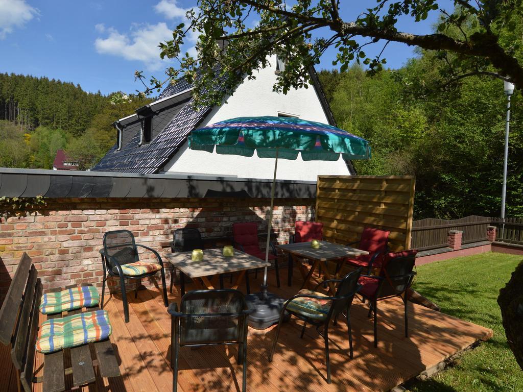 Holiday Home With Garden In Hellenthal Eifel Ngoại thất bức ảnh